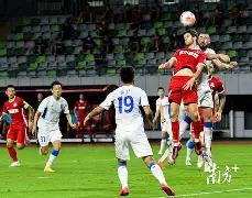 初中生篮球,新闻作文,江南体育,江南体育平台,江南体育官方网站,江南体育登录入口,江南体育app下载