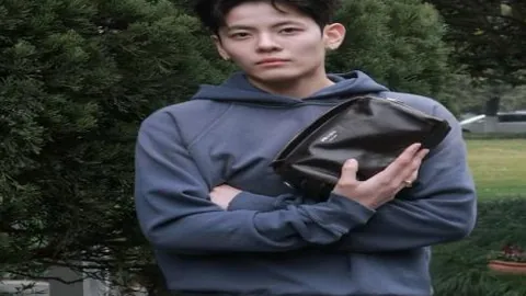 “奇才险阻重重，丹佛高原能否成为奇才突围的绊脚石？”